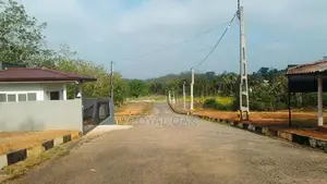 මීගොඩ ආටිගලින් ඉඩමක්