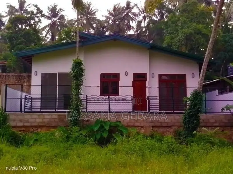 කඩවත ගනේමුල්ල රාගම ට සුඛෝපභෝගී තනි මහල් නිවස විකිණීමට