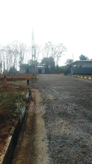 මීගොඩ ආටිගලින් ඉඩමක්