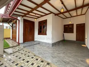 Brand New modern valuable House Sale in Diyagama