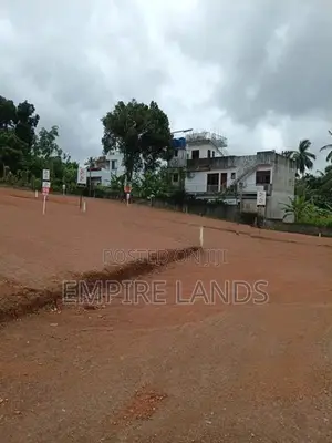 පොල්ගස්ඕවිට 120 බස් පාරට ඇවිදින දුරින් පදිංචියට බිම් කොටස්