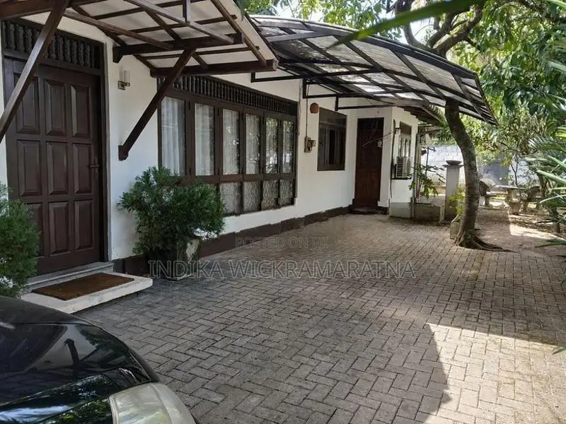 Land with House For Sale Kotte