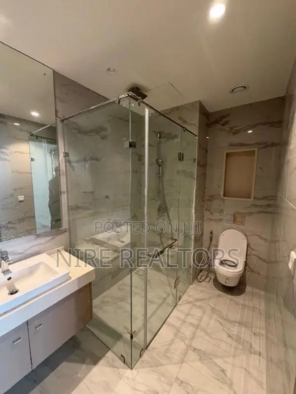 Spacious 3BDR Apartment for Sale at 606 Address Colombo 03