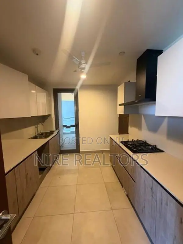 Luxury 3BR Apartment for Sale at Luna Towers – Colombo 02
