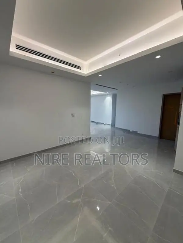Spacious 3BDR Apartment for Sale at 606 Address Colombo 03