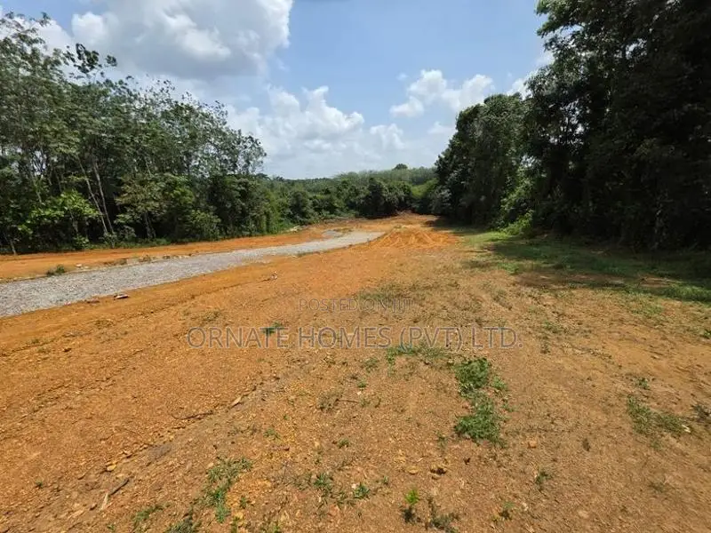 Mawak Oya Facing Land For Sale - Handapangoda