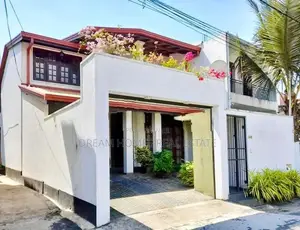 Family House for Sale Near Dehiwala
