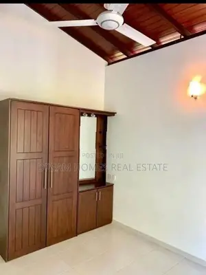 Fully AC 4 Bed 3 Story House for Rent Thalawathugoda