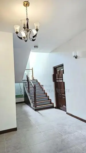 Luxury Modern 3-Storey House for Sale – Nawinna, Udahamulla