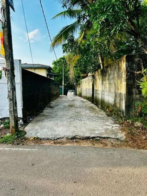14 Perch Land for Sale in Miriswatta Gampaha