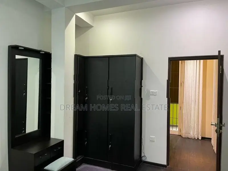 Luxury Fully Furnished 2 Story House for Rent Piliyandala