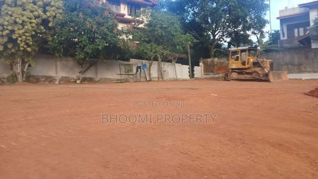 Land for Sale Homagama Prime Location