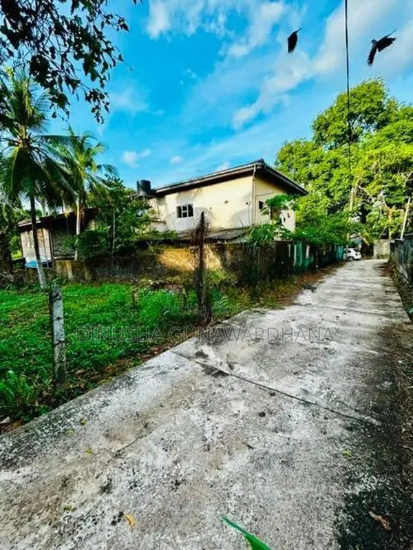 14 Perch Land for Sale in Miriswatta Gampaha