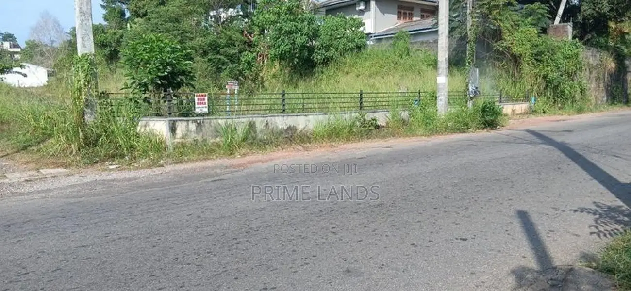 Bus Road Facing Land for Sale in Piliyandala