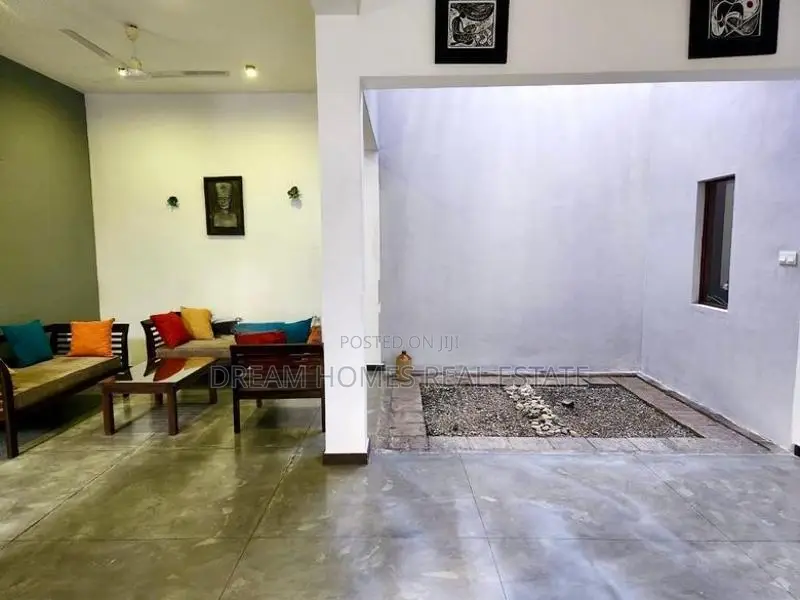 Modern 2-Storey House for Sale in Thalawathugoda – Dolalanda Gardens