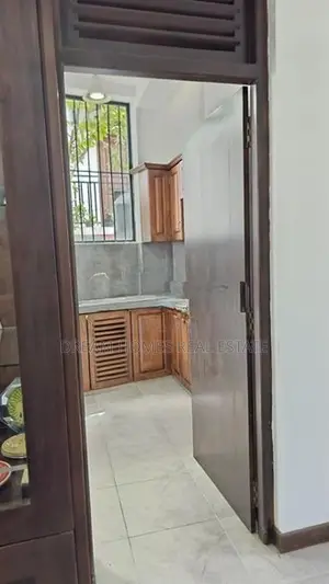 Luxury Modern 3-Storey House for Sale – Nawinna, Udahamulla