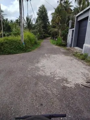 Land in Kadawatha Belummahara Plot 01