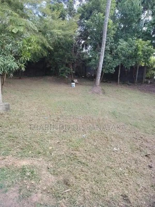 Land for Sale in Kadawatha