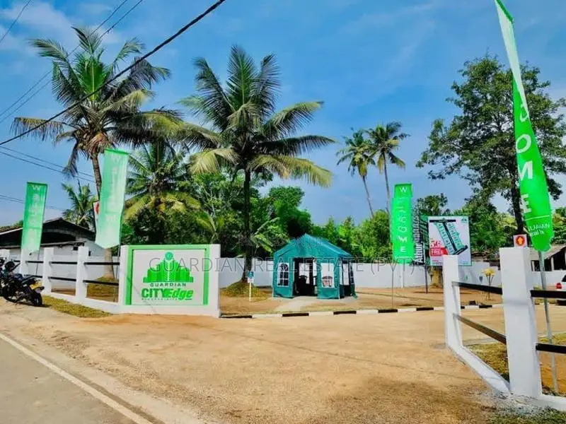 Luxury Land Plots for Sale in Athurugiriya