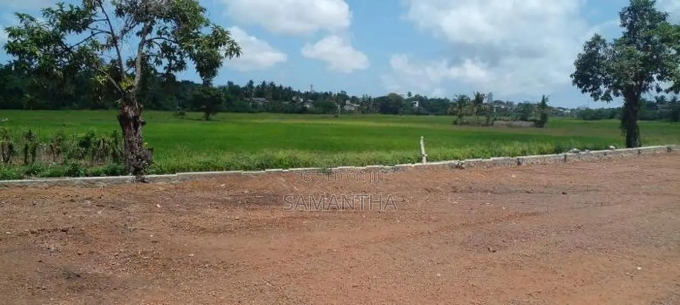 Battaramulla - Paddy Field Facing Land for Sale