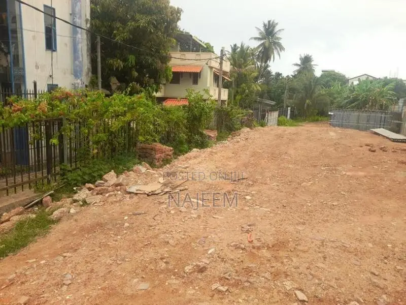 Land for Sale Dehiwela Hill St