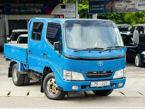 Toyota CrewCab 2001 Crew Cab (Used)