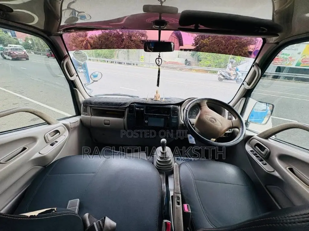 Toyota CrewCab 2001 Crew Cab (Used)