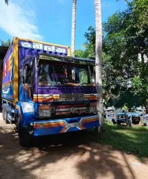 Ashok-Leyland 2518 2015 Lorry (Used)