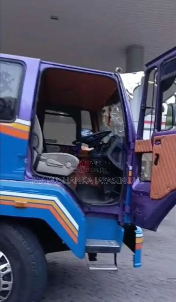 Ashok-Leyland 2518 2015 Lorry (Used)