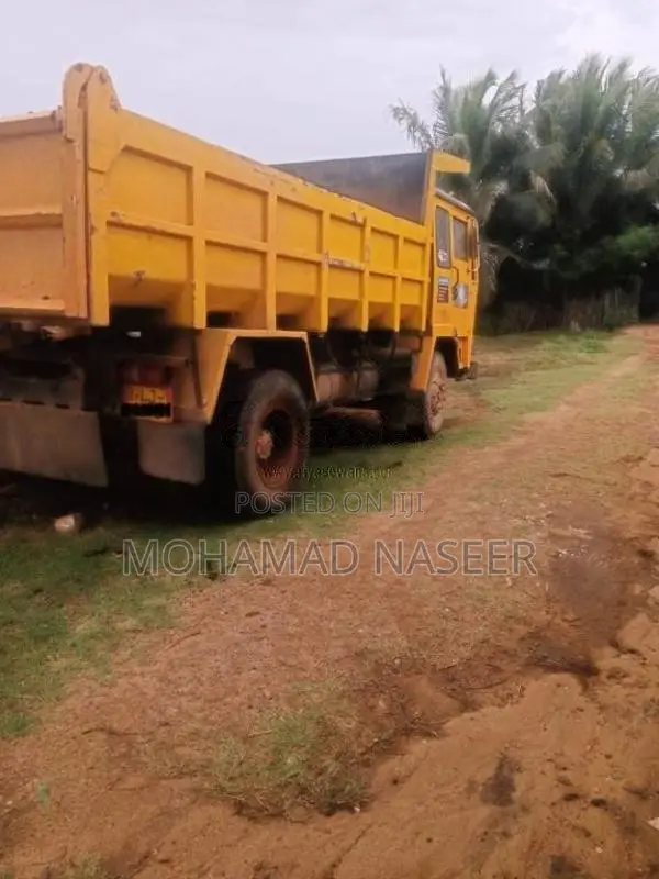Ashok-Leyland Tipper 1613 2011 Lorry (Used)