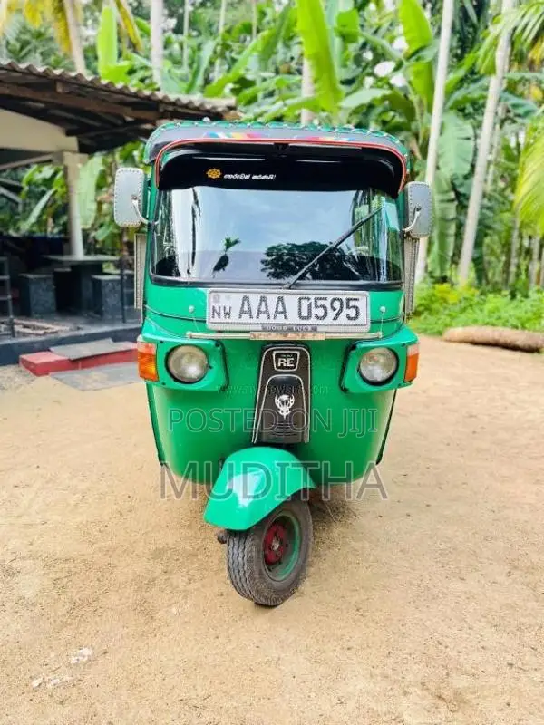 Bajaj 4 Stroke 2012 Three Wheel (Used)