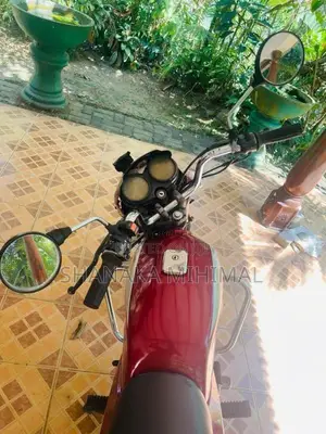 Bajaj Boxer 2002 Motorbike (Used)