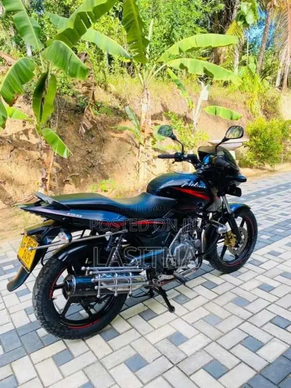 Bajaj Pulsar 150 2018 Motorbike (Used)