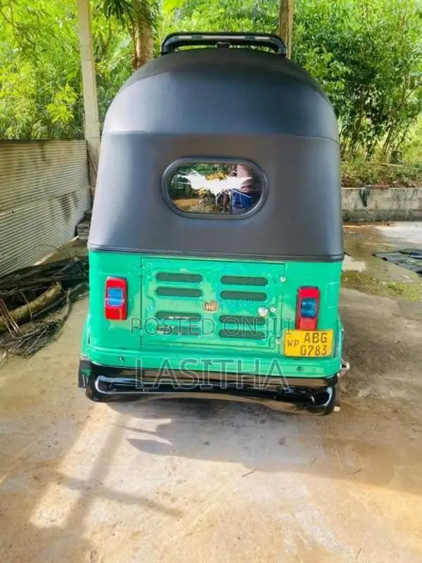 Bajaj RE 205 2017 Three Wheel (Used)