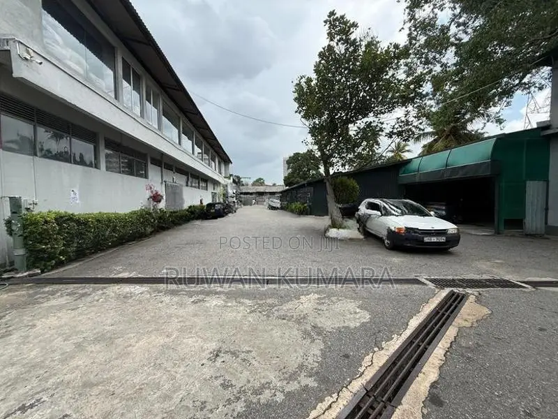1 Acres Land with 13p Commercial Property for Sale in Colombo 09