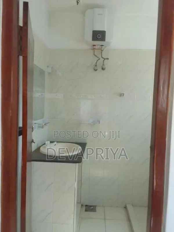 House for Sale in Park Road Colombo 5