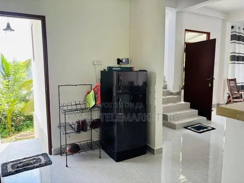 Bangalow for Short Term Rent in Horana