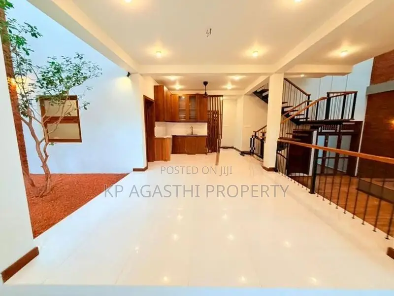 Luxury House for Sale Battaramulla