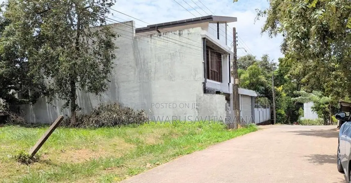Land for Sale Thalawathugoda