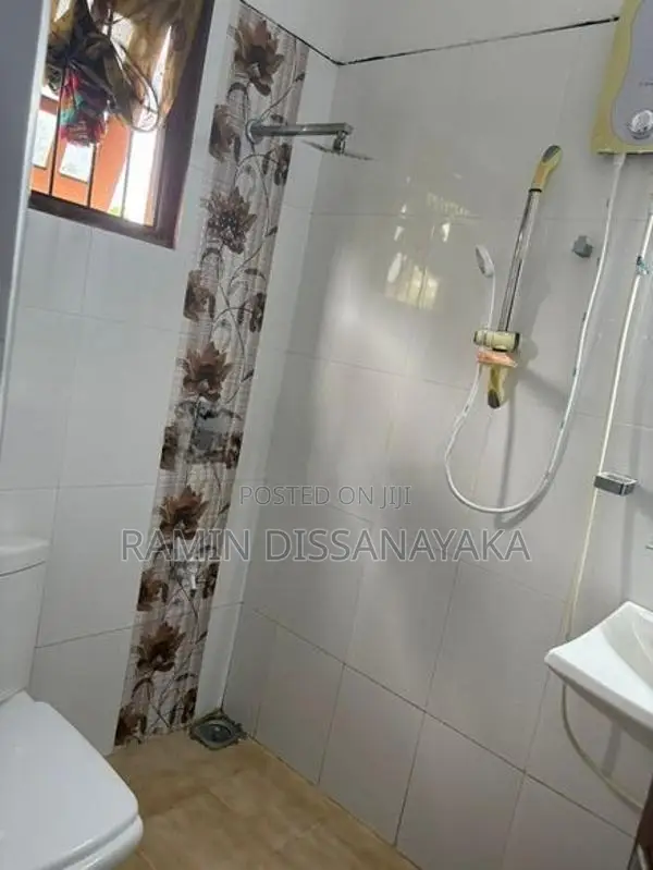 Malabe 03 Story House for Sale