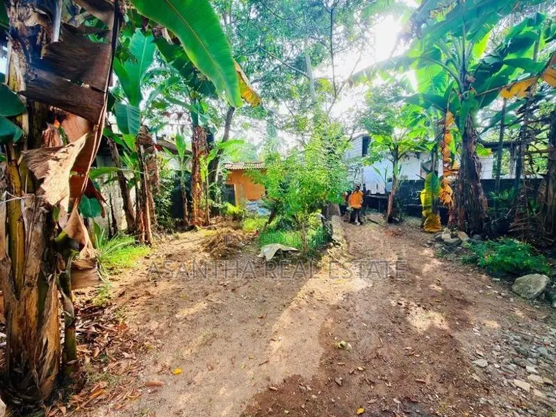 (AF991) 18 Perch with Old Single Story House Sale at Piliyandala