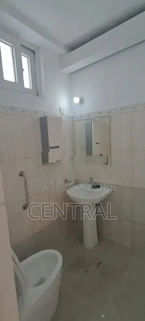 Luxury 4 Bedroom Sea-View Apartment for Sale in Colombo 06 (C7-10193)