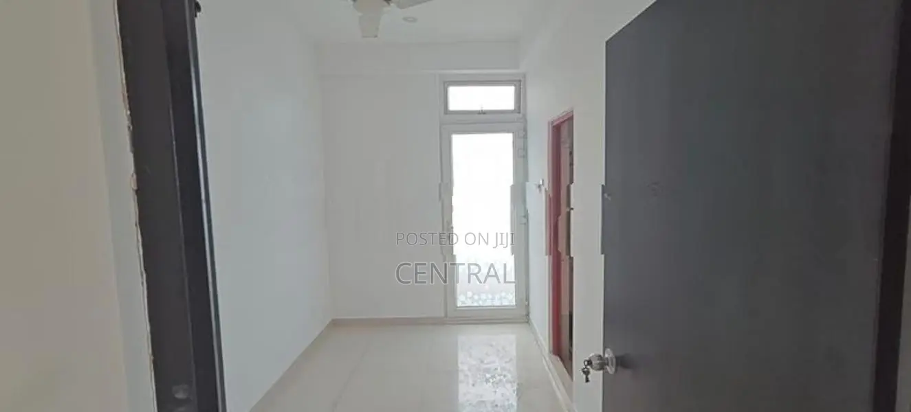 Luxury 4 Bedroom Sea-View Apartment for Sale in Colombo 06 (C7-10193)