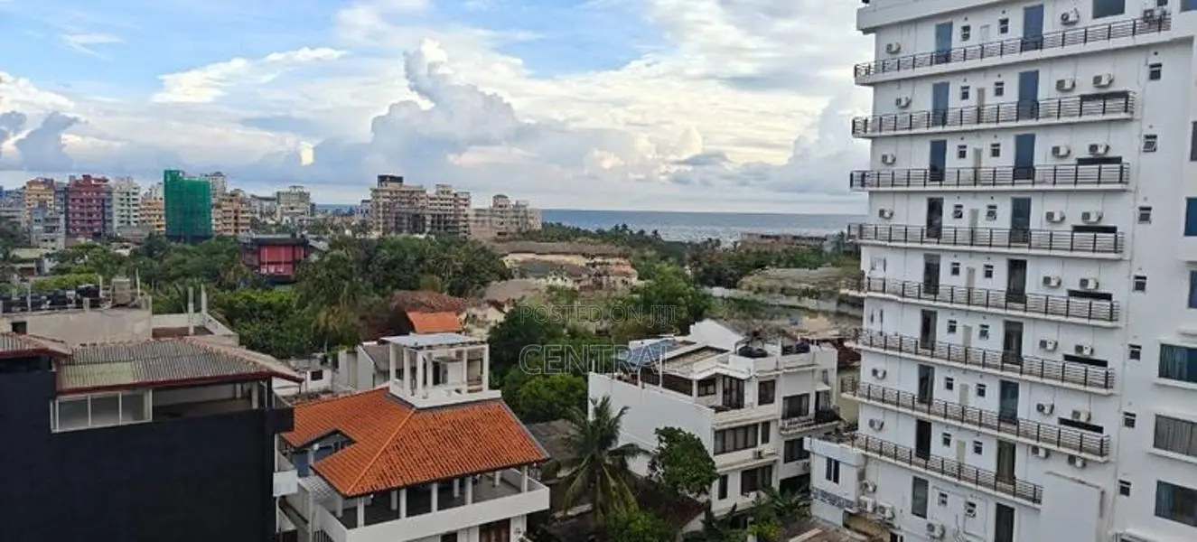 Luxury 4 Bedroom Sea-View Apartment for Sale in Colombo 06 (C7-10193)