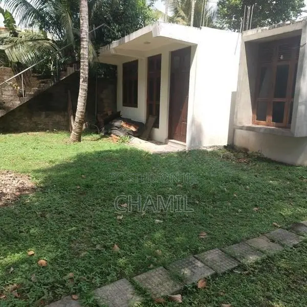 House for sale in Piliyandala