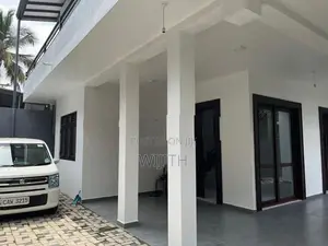 අලුත් මහල්3 ණවමාදිලියේ ළස්සන නිවසක්විකිනිමට හොකන්දර