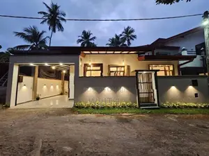 පදිංචිනොමැති ලස්සන තනිමහල් නිවසක් විකිනිමට කොටිටාවෙි