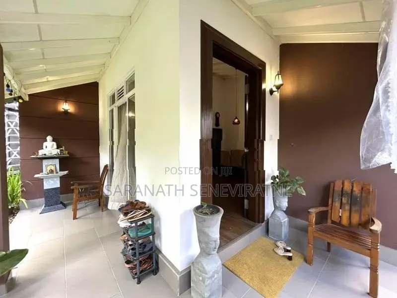 Modern Single House From Kesbewa Polgasowita - Piliyandala