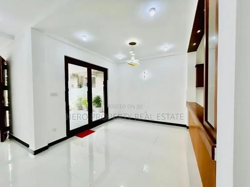 Quality Modern House for Sale in Athurugiriya