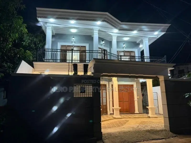 HWS157 - Luxury Quality Modern House for Sale in Wellampitiya